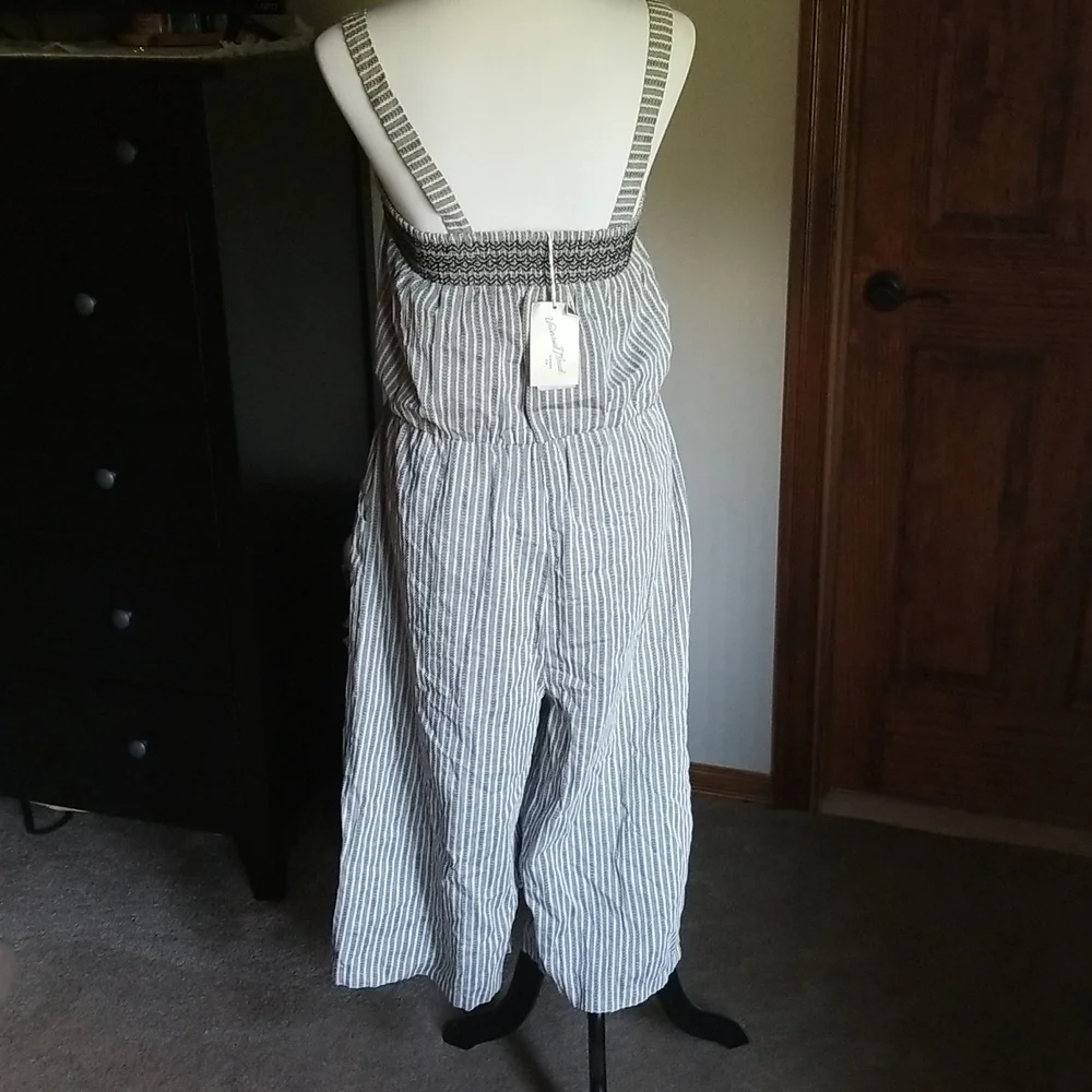 Universal Thread | Jumpsuit - Picture 6 of 8